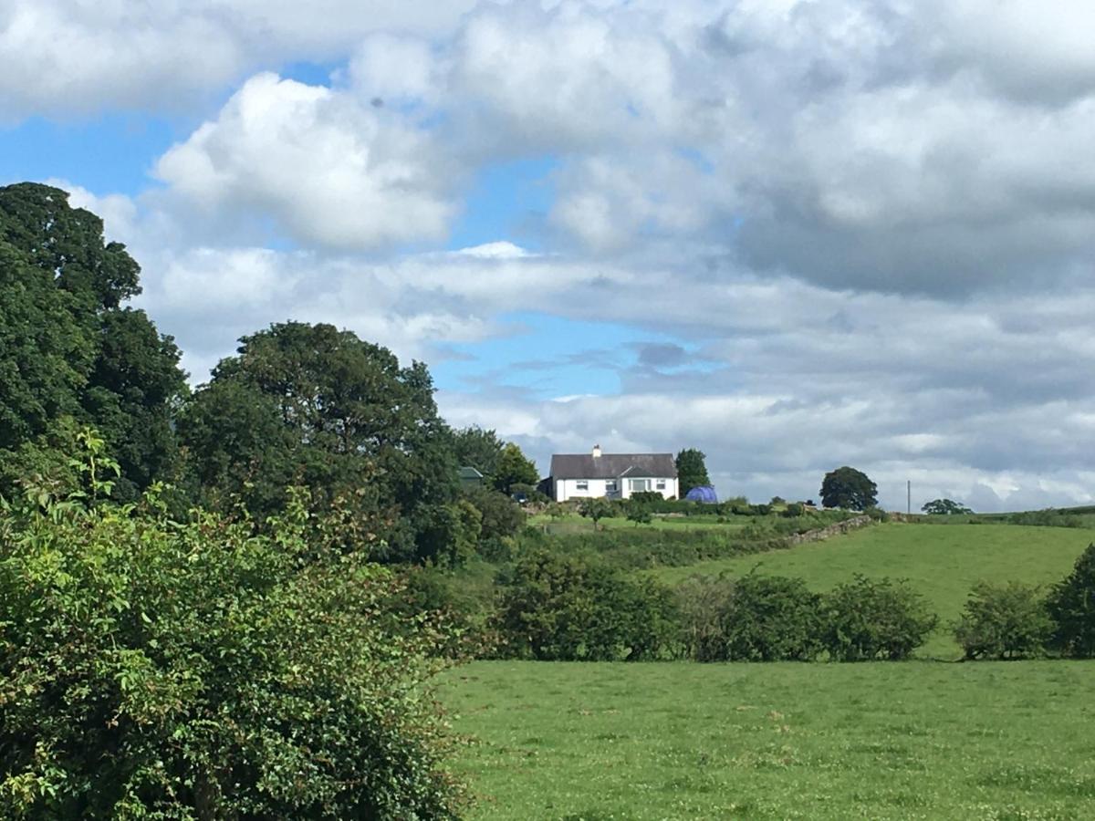 Jacquie'S B&B -Dumfries-Room With A View Esterno foto