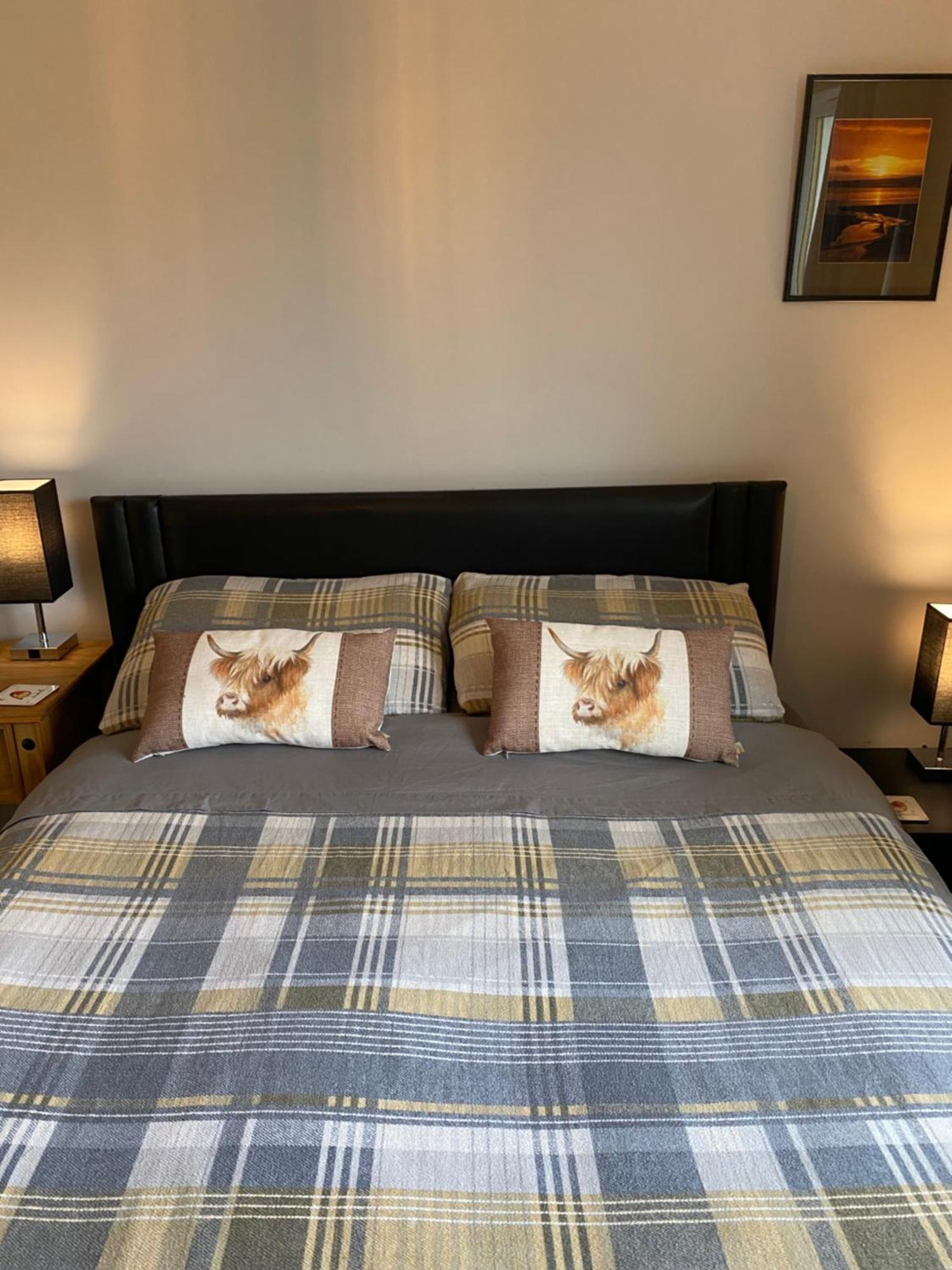 Jacquie'S B&B -Dumfries-Room With A View Esterno foto